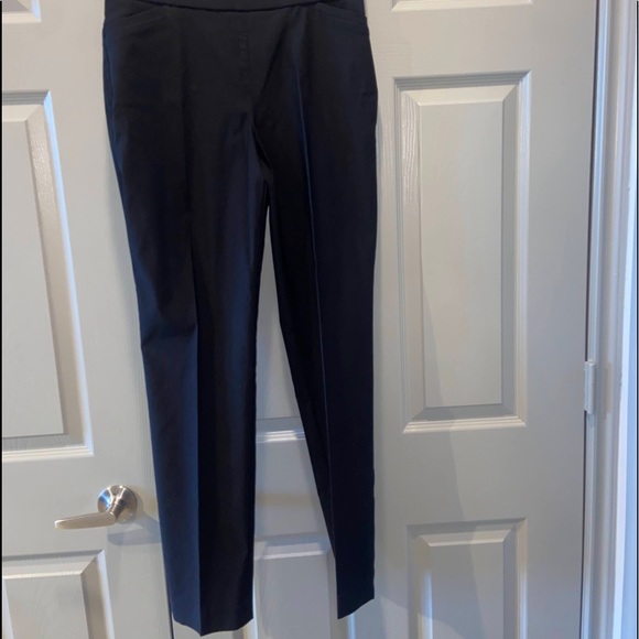 NWT- Womens Black Worthington Slacks w/elastic waistband - Picture 2 of 8